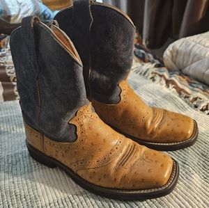 ARIAT square toe boots, tan Womens6 Men4. Good shape